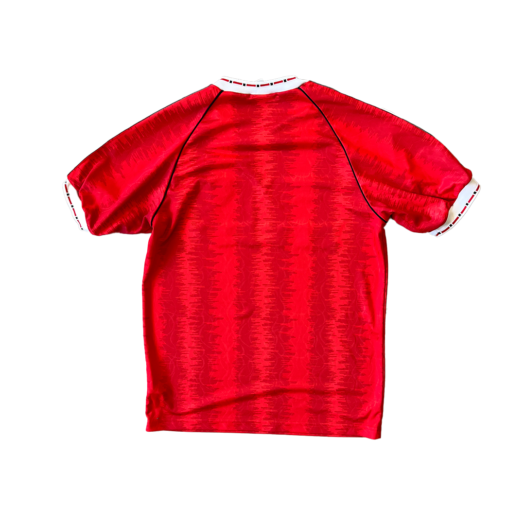 Size Medium Manchester United Red Football Shirt (Grade A)