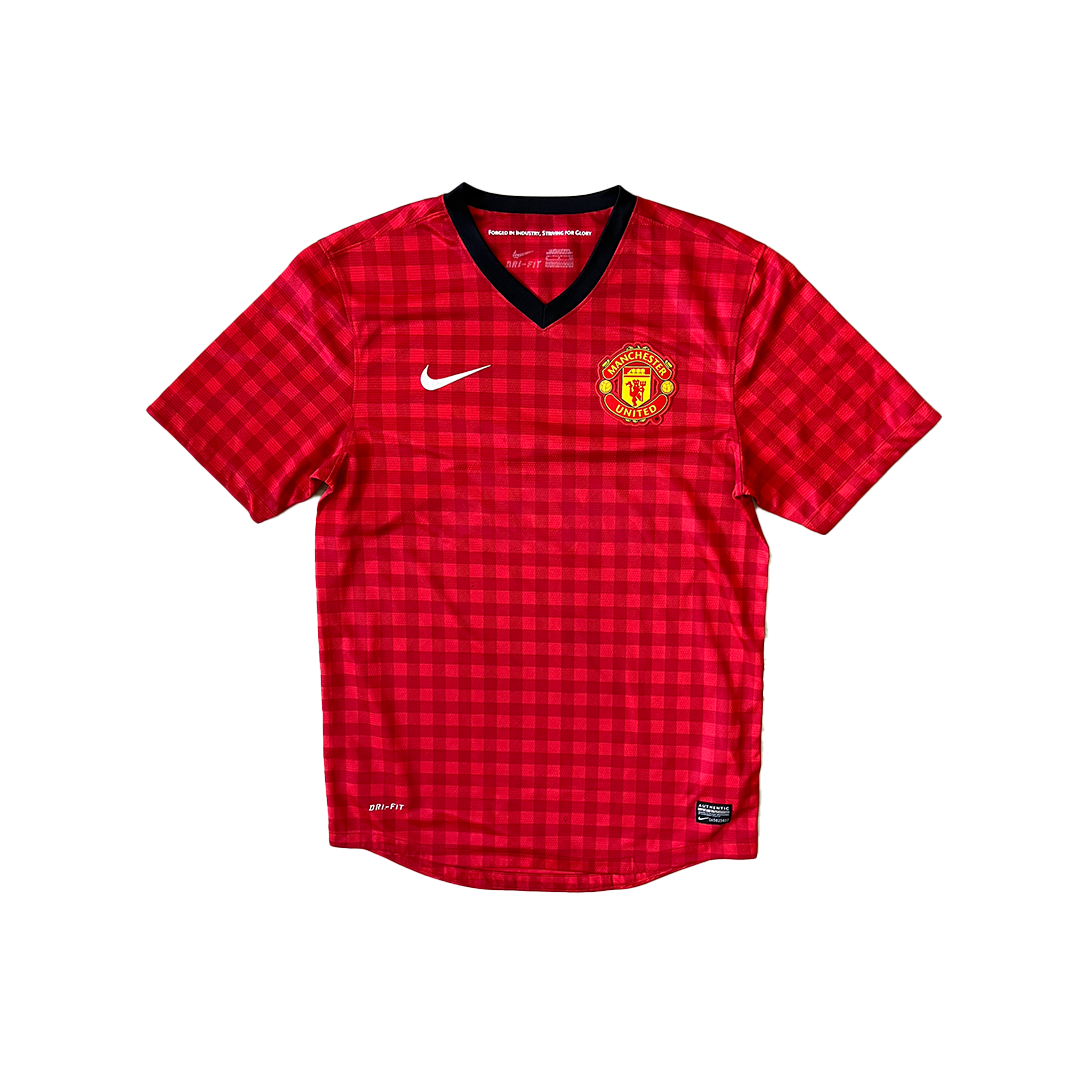 Size Medium Manchester United Club Football Shirt (Grade B)