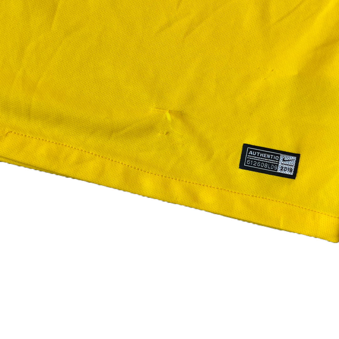 Size XL Brazil International Club Football Shirt (Grade B)