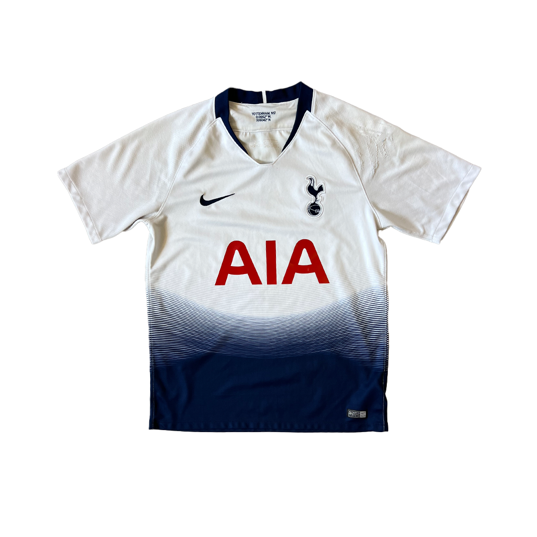 Size Medium Tottenham Club Football Shirt (Grade B)