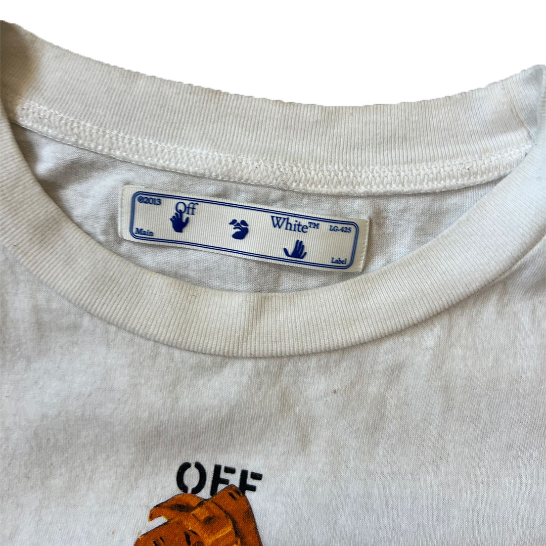Size Large Off White Graphic T-Shirt