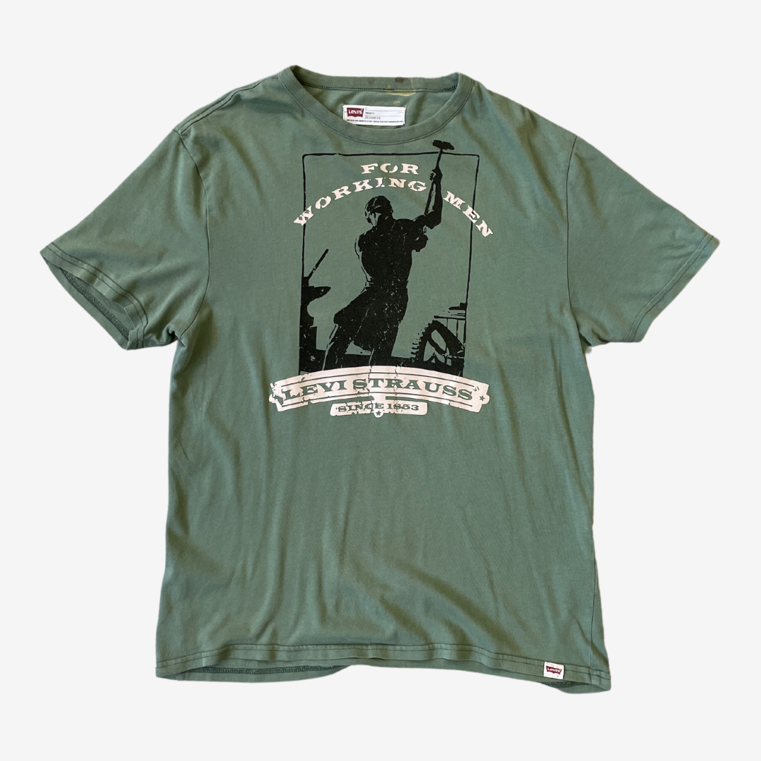 Size Large Levi's Graphic Green T-Shirt