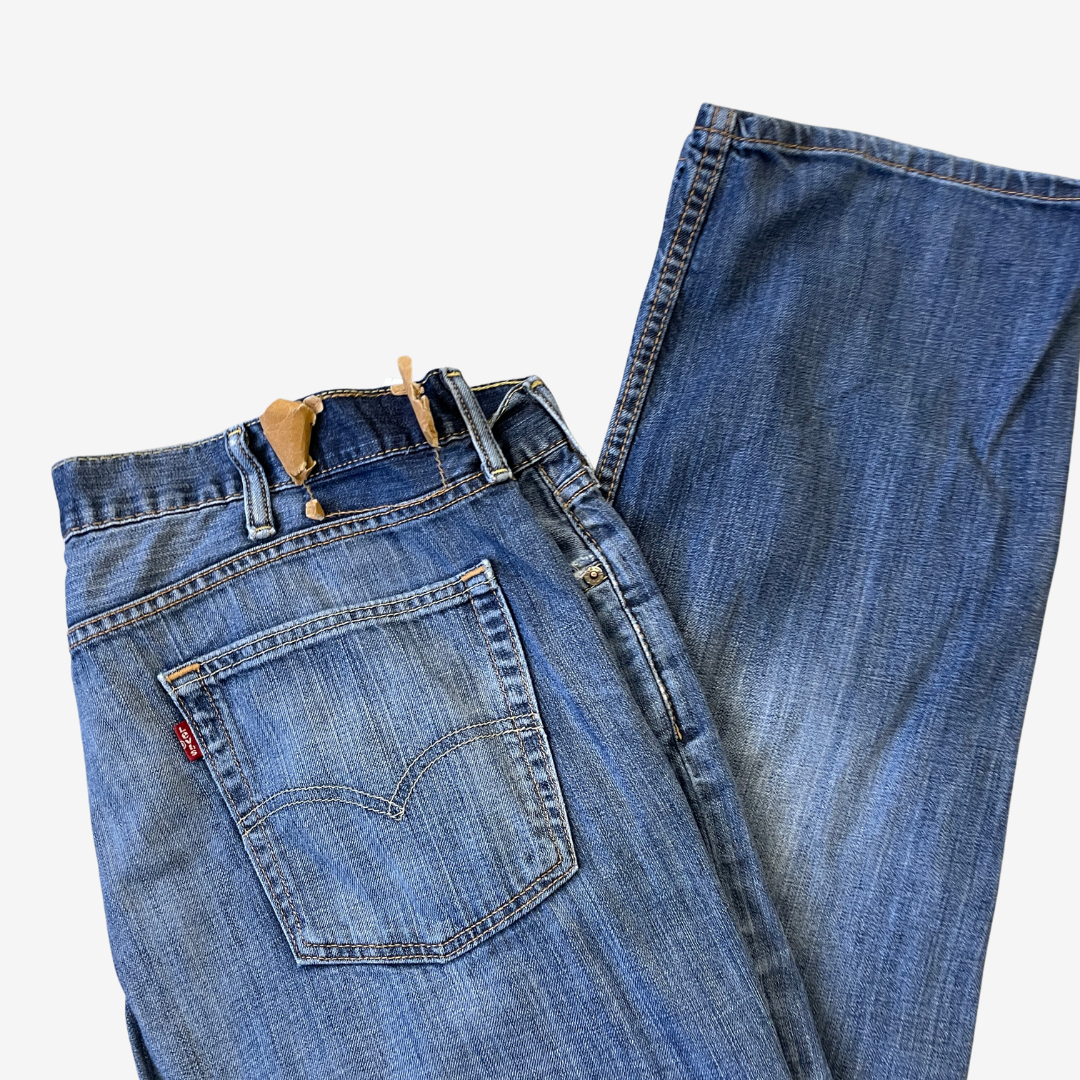 38W 30L Levi's Blue Denim Jeans