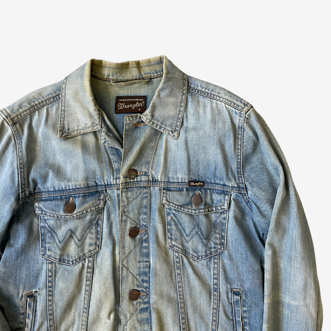 Size Small Wrangler Distressed Denim Jacket