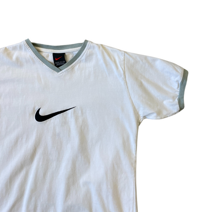 Women's 8-10 Vintage Nike White T-Shirt