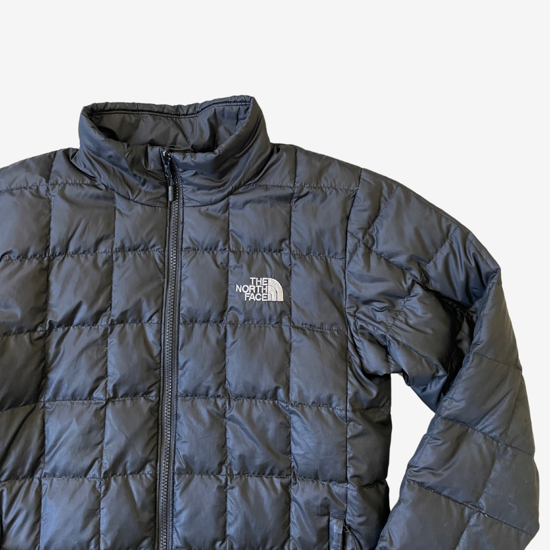 Size Small The North Face 550 Black Puffer