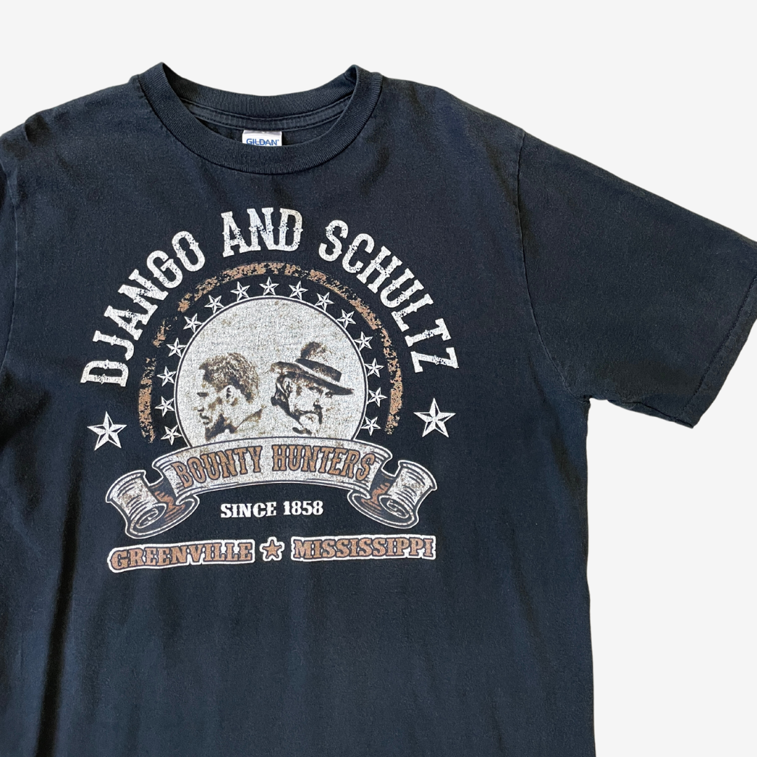 Size Small Django Movie Graphic Black T-Shirt