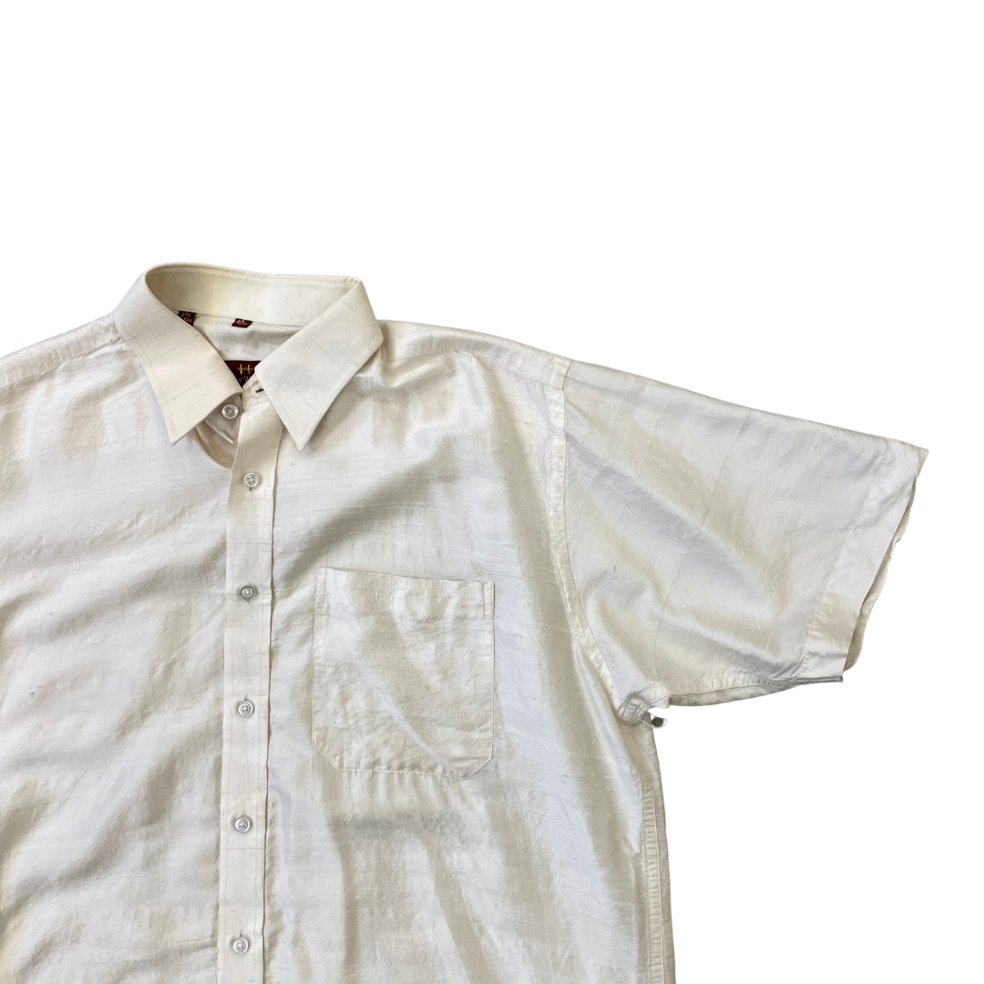 Size Large Harry William Cream Short Sleeve Shirt